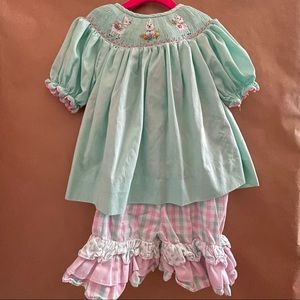 Smocked Llama Shorts Set size 4T pink green good and fair condition